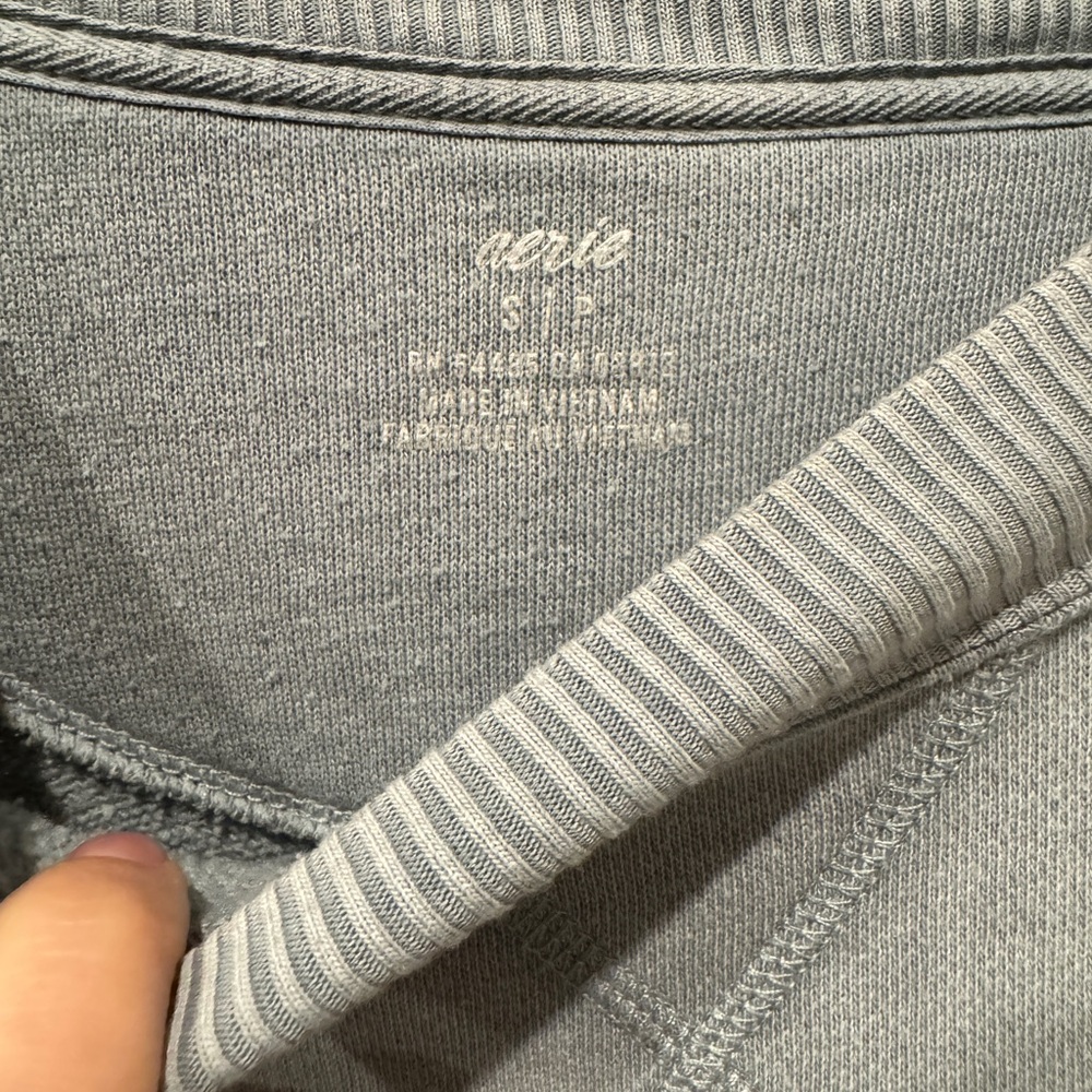 Sweater - Picture 2 of 4